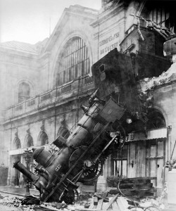 1000px-Train_wreck_at_Montparnasse_1895